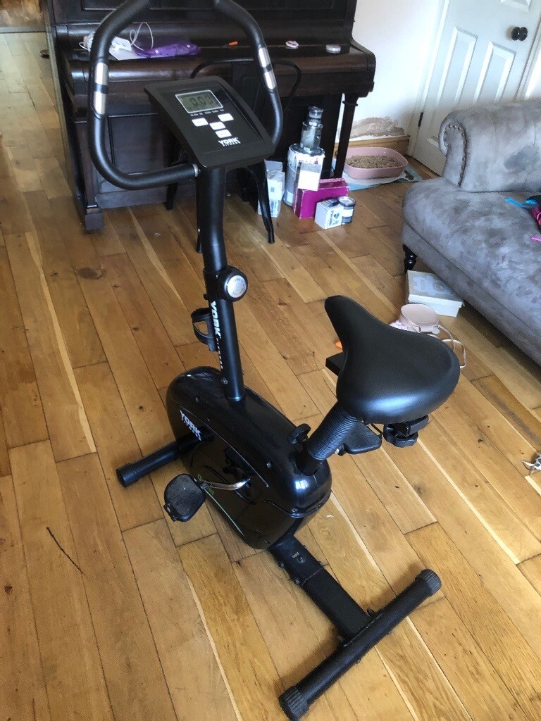 York quest exercise bike | in Leyland 